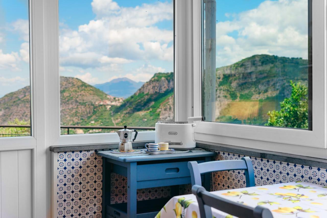 Villa Fanella, Independent House Between Sorrento & Amalfi Пьяно-ди-Сорренто Экстерьер фото